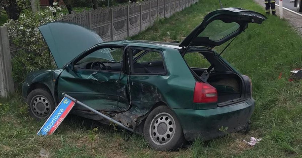 Wypadek na drodze Sandomierz - Stalowa Wola. Kierowca audi w szpitalu