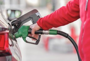 Ceny paliw. Kierowcy nie odczują zmian, eksperci mówią o "napiętej sytuacji"-211070