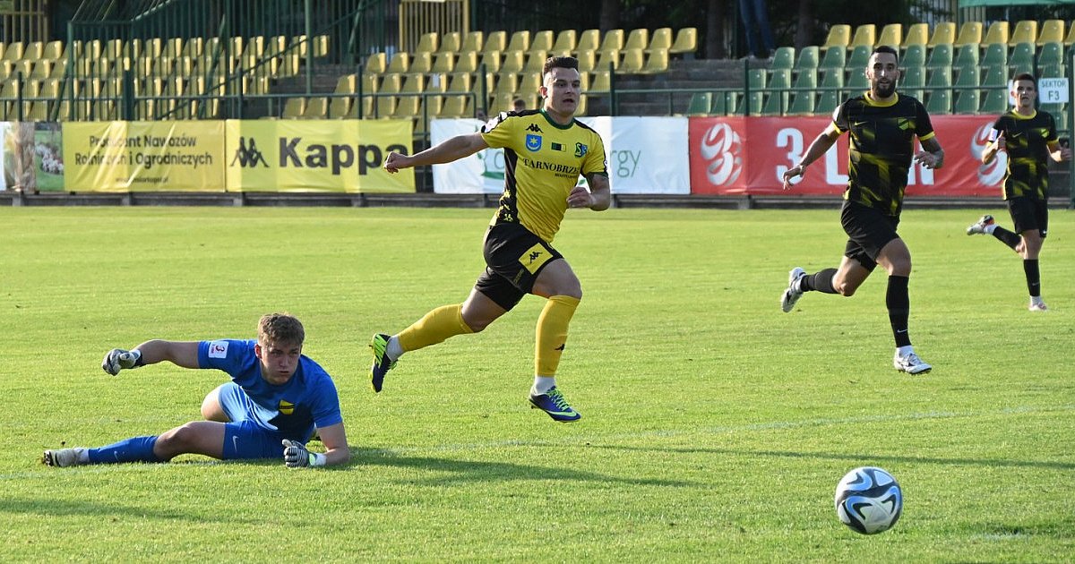 Siarka Tarnobrzeg rozbiła Wieczystą Kraków. Sześć goli gospodarzy [ZDJĘCIA]