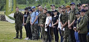 Trening z żołnierzami nad Jeziorem Tarnobrzeskim