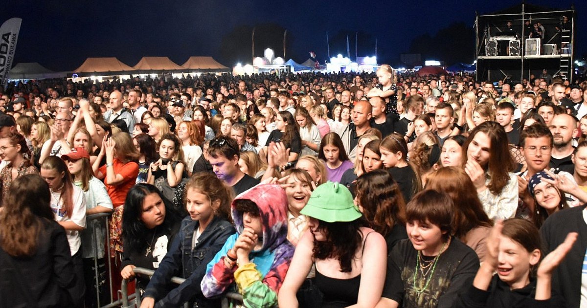 Znamy kolejny zespół, który wystąpi na Dniach Tarnobrzega 2024. To  znana tarnobrzeżanom dawna gwiazda polskiego poprocka