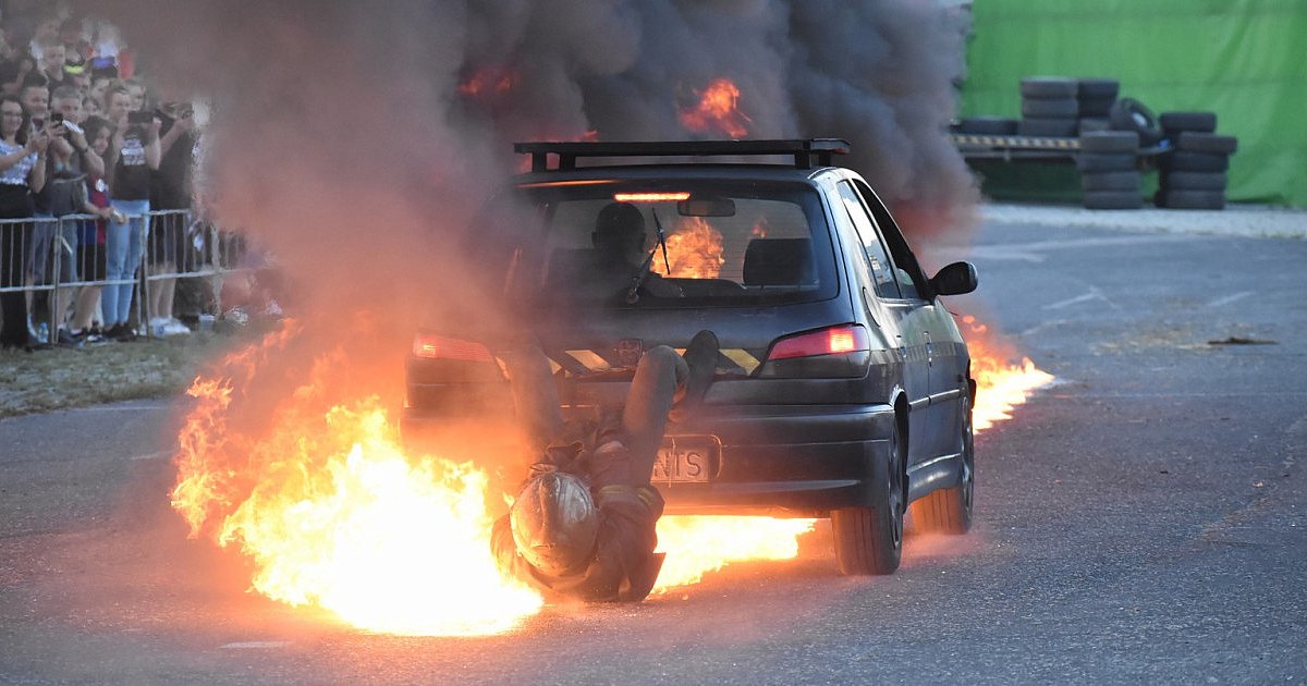 Niezwykły pokaz driftu na Monster Truck Show w Tarnobrzegu [ZDJĘCIA]