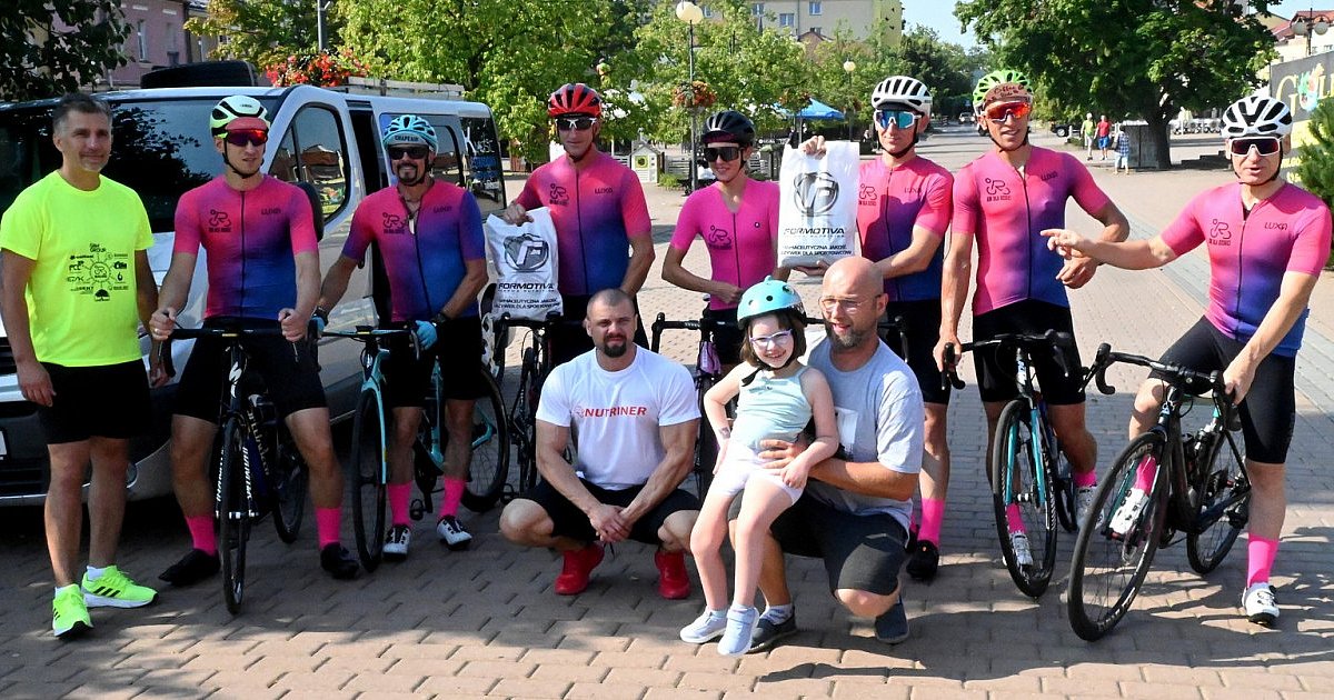 Ekstremalna wyprawa rowerowa, żeby wesprzeć leczenie chorej Marysi z Tarnobrzega wystartowała. Kolarze przejadą 900 km w 4 dni