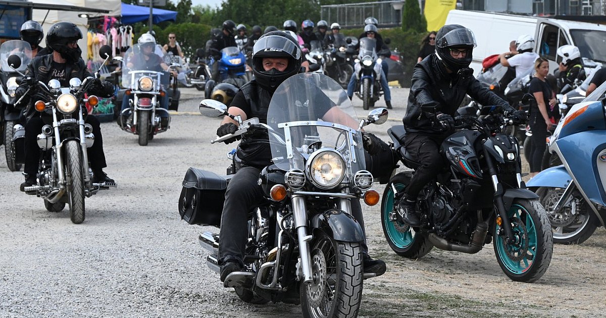 Rekordowa parada motocykli podczas Dni Tarnobrzega 2024. Przy okazji imprezy padł rekord Polski [ZDJĘCIA]