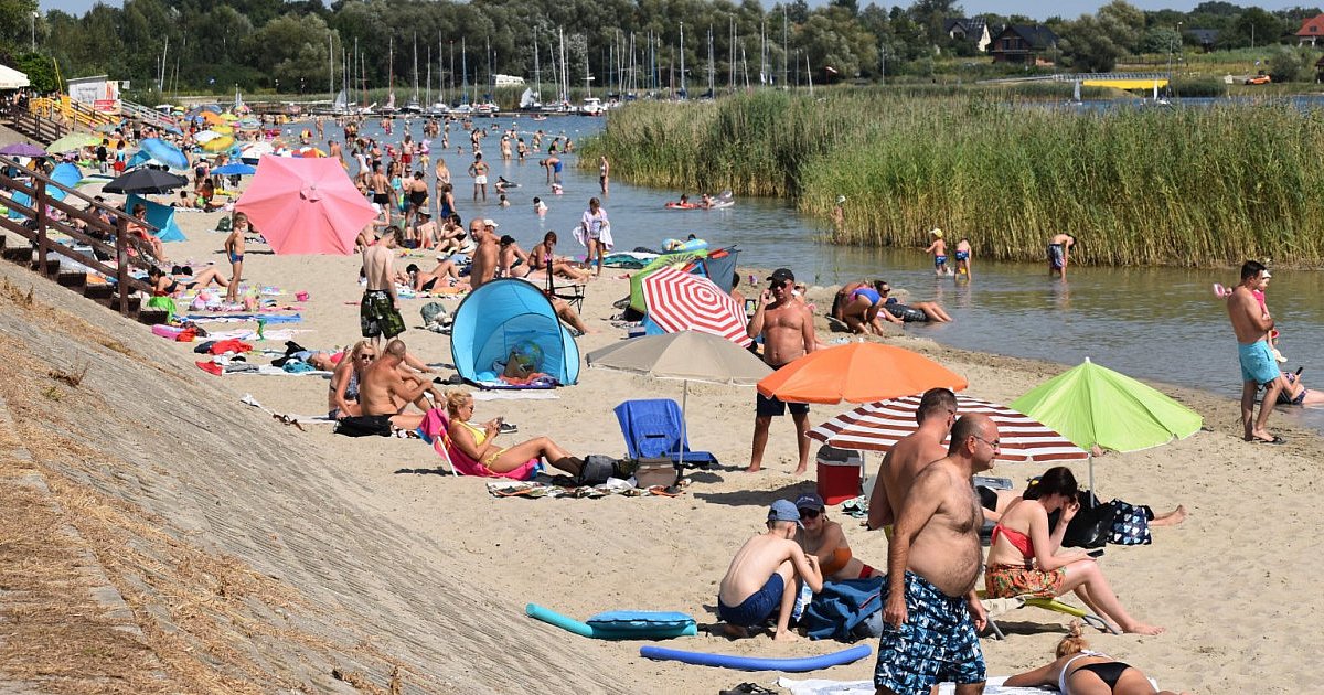 Słoneczna  środa 31 lipca nad Jeziorem Tarnobrzeskim [ZDJĘCIA]