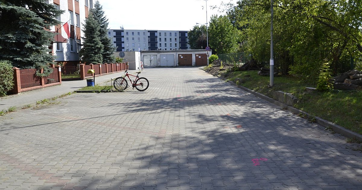 Tarnobrzeg. Droga przy Urzędzie Skarbowym do remontu. Będą utrudnienia [ZDJĘCIA]