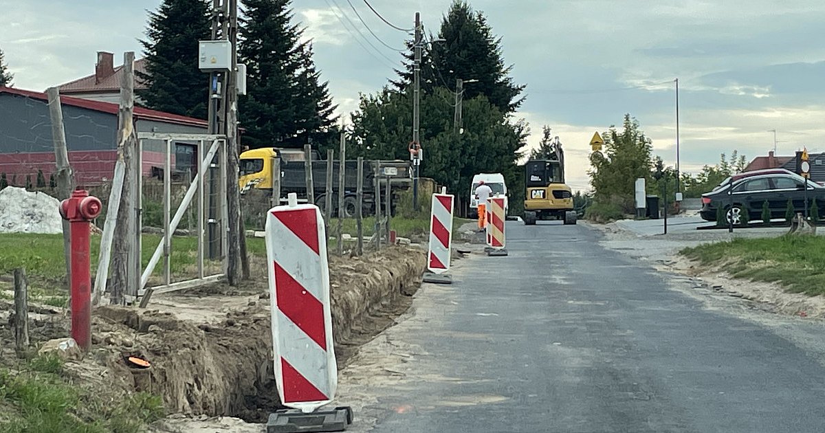 Ruszył remont ulicy Sucharzowskiej w Sandomierzu. Są utrudnienia  [ZDJĘCIA]