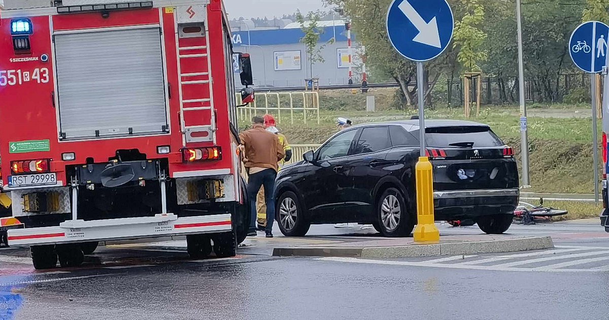 Potrącenie dziewczyny w Stalowej Woli, na miejscu pracują służby [ZDJĘCIA]