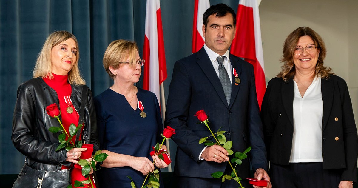 Dzień Edukacji Narodowej w Sandomierzu. Świętowali nauczyciele z miejskich i powiatowych placówek [FOTO]