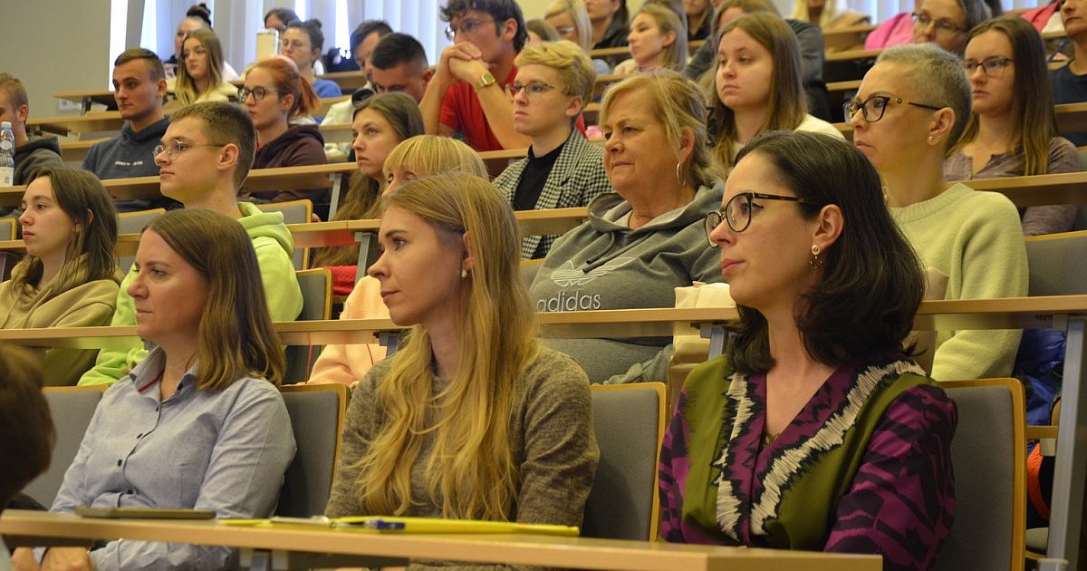 W PANS odbyła się I Tarnobrzeska Konferencja Onkologiczna  [ZDJĘCIA]