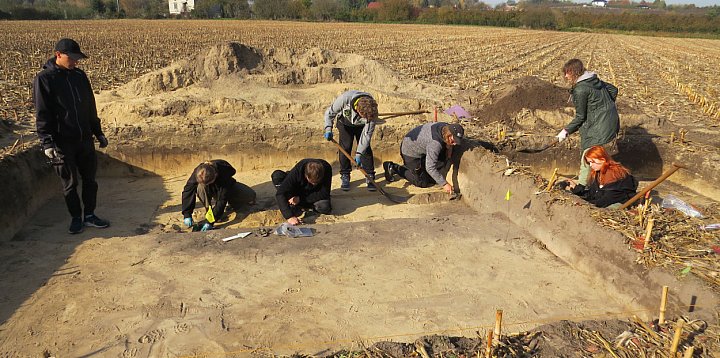 Cenne odkrycia archeologiczne w Trójcy [ZDJĘCIA]-216527