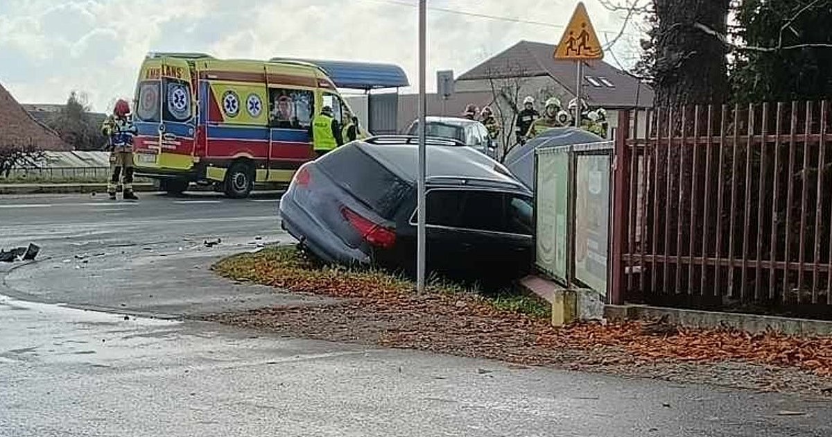 "Czołówka" na DK77 w Trześni, sprawca pod wpływem alkoholu [ZDJĘCIA]