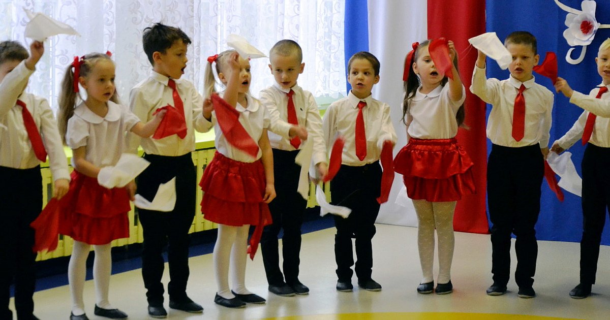 Święto Niepodległości w tarnobrzeskim  Przedszkolu nr 12 [ZDJĘCIA] [WIDEO]