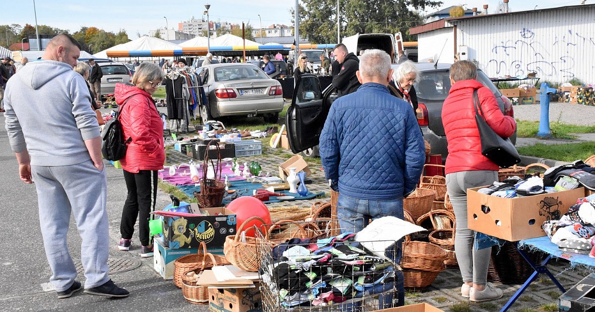 Przed nami listopadowy Pchli Targ w Tarnobrzegu. Jak zwykle będzie można kupić podczas niego wyjątkowe przedmioty