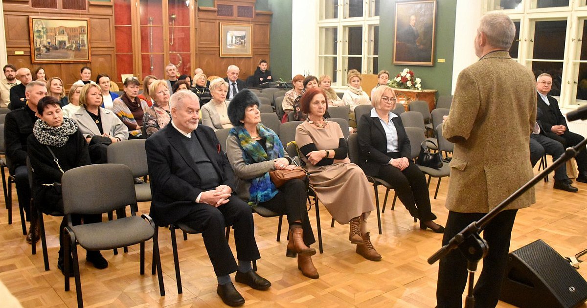 Kapłan laureatem tegorocznej nagrody im. Michała Marczaka dla najwybitniejszych lokalnych regionalistów