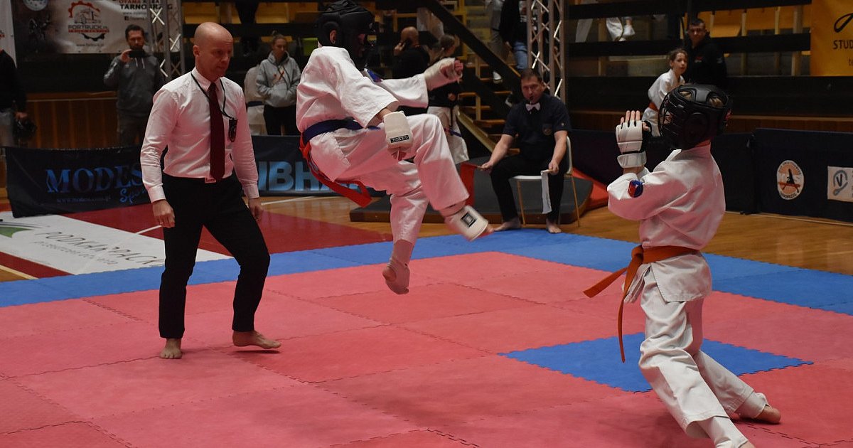Zawody Pucharu Polski Oyama Polskiej Federacji Karate w Tarnobrzegu [ZDJĘCIA]