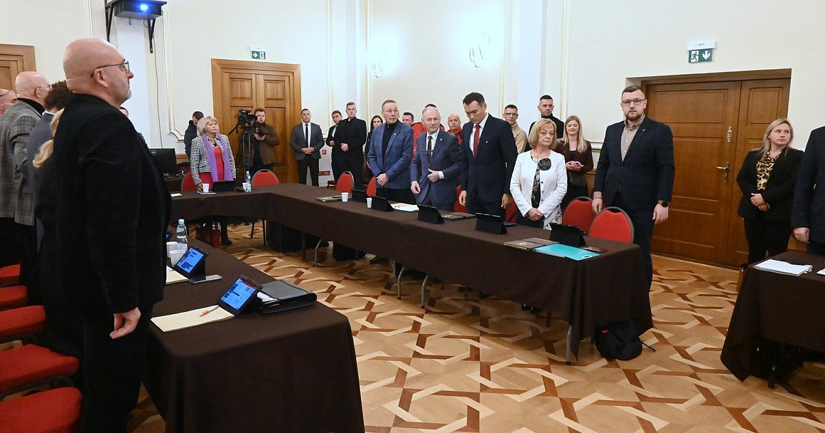 Nie ma sesji, nie ma diety - wojewoda unieważniła uchwałę radnych z Tarnobrzega