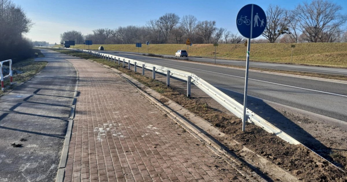 Nowe bariery energochłonne przy Wisłostradzie w Tarnobrzegu