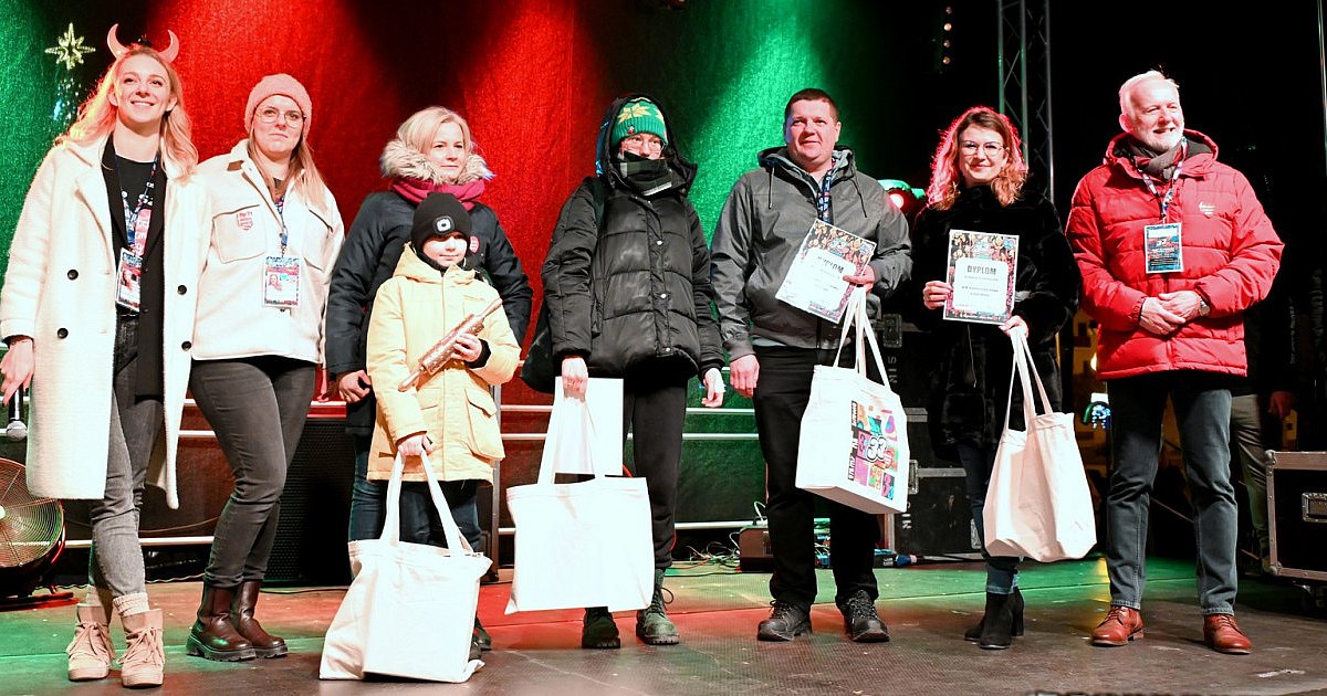 Ponad 128 tysięcy złotych zebrali wolontariusze WOŚP w Tarnobrzegu. Kwota ta na pewno jeszcze się zwiększy [ZDJĘCIA]