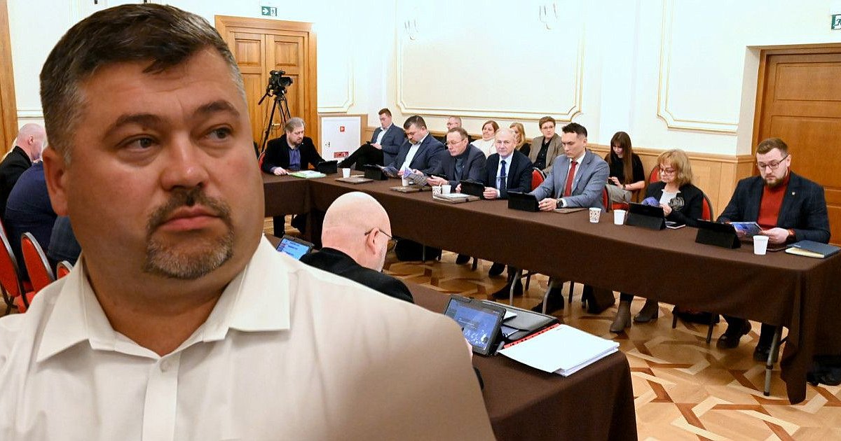 Nie ma zgody na zwolnienie z pracy tarnobrzeskiego radnego Roberta Popka