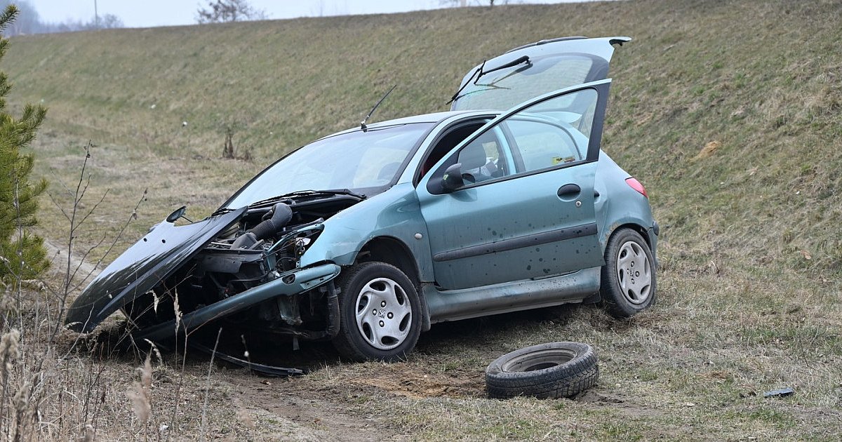 Wypadek na drodze Tarnobrzeg - Stalowa Wola [ZDJĘCIA]