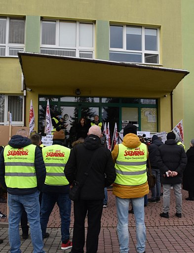 Będzie kolejny protest w "Siarkopolu" Grzybów. Nie wszystkie związki wezmą udział-220045