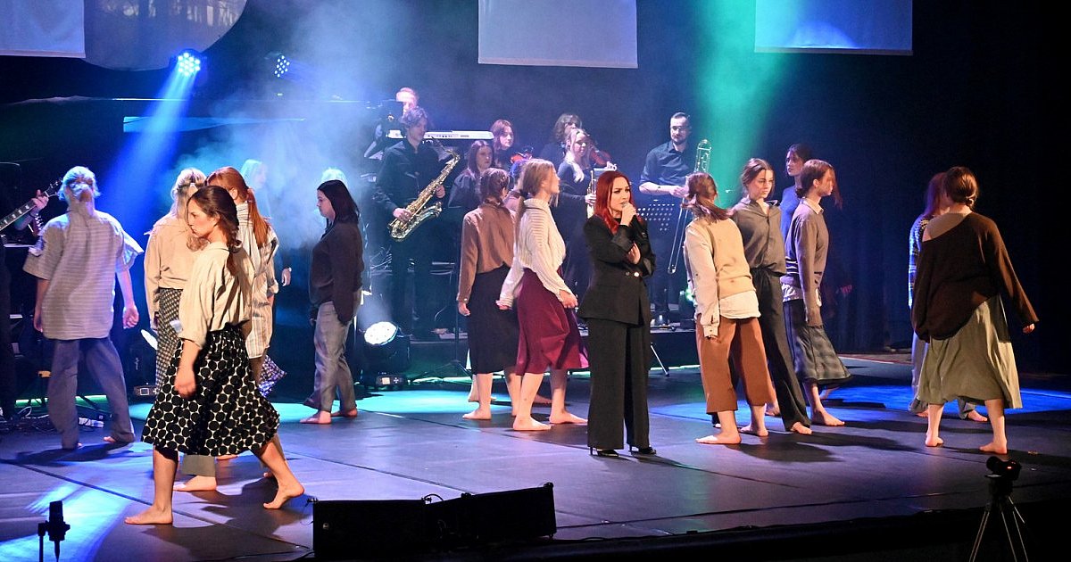 Koncert poświęcony Żołnierzom Wyklętym w Tarnobrzegu przyciągnał tłumy [ZDJĘCIA]