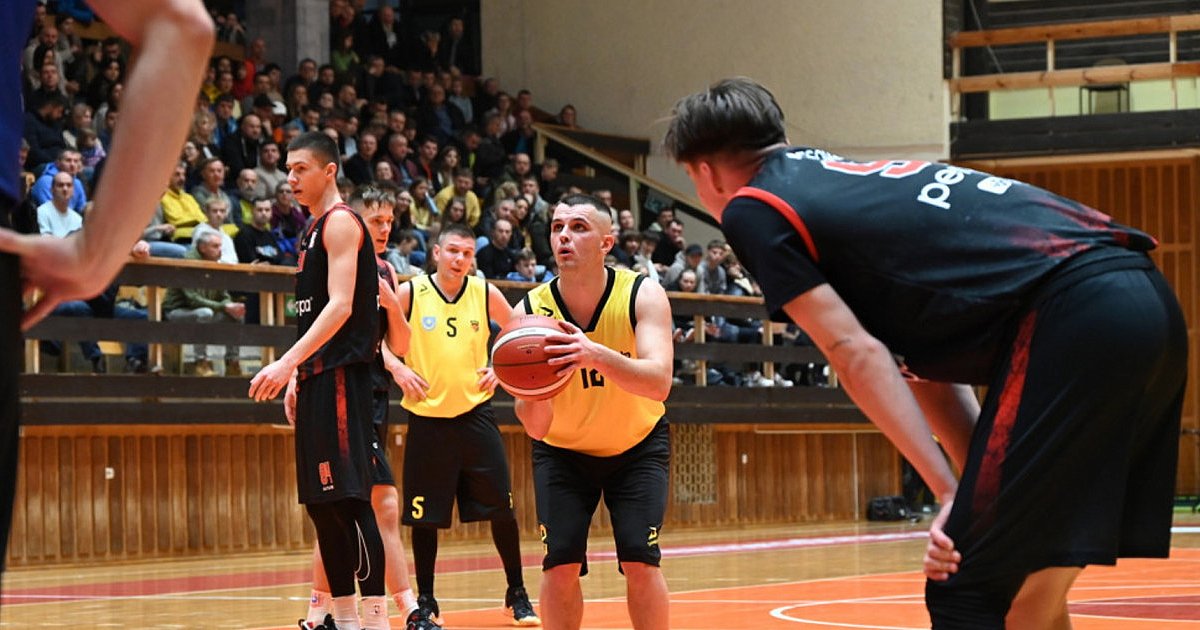 W sobotę koszykarze Siarki zagrają mecz z KS-em Basket Ryki