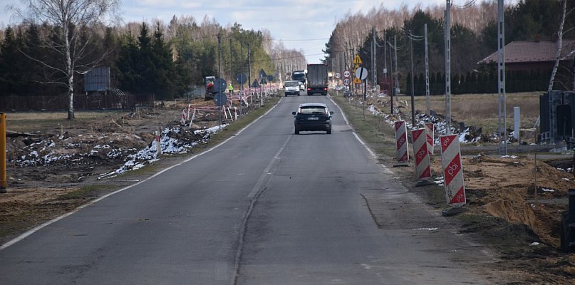 Trwa przebudowa drogi Nowa Dęba - Nisko [ZDJĘCIA] - 220508