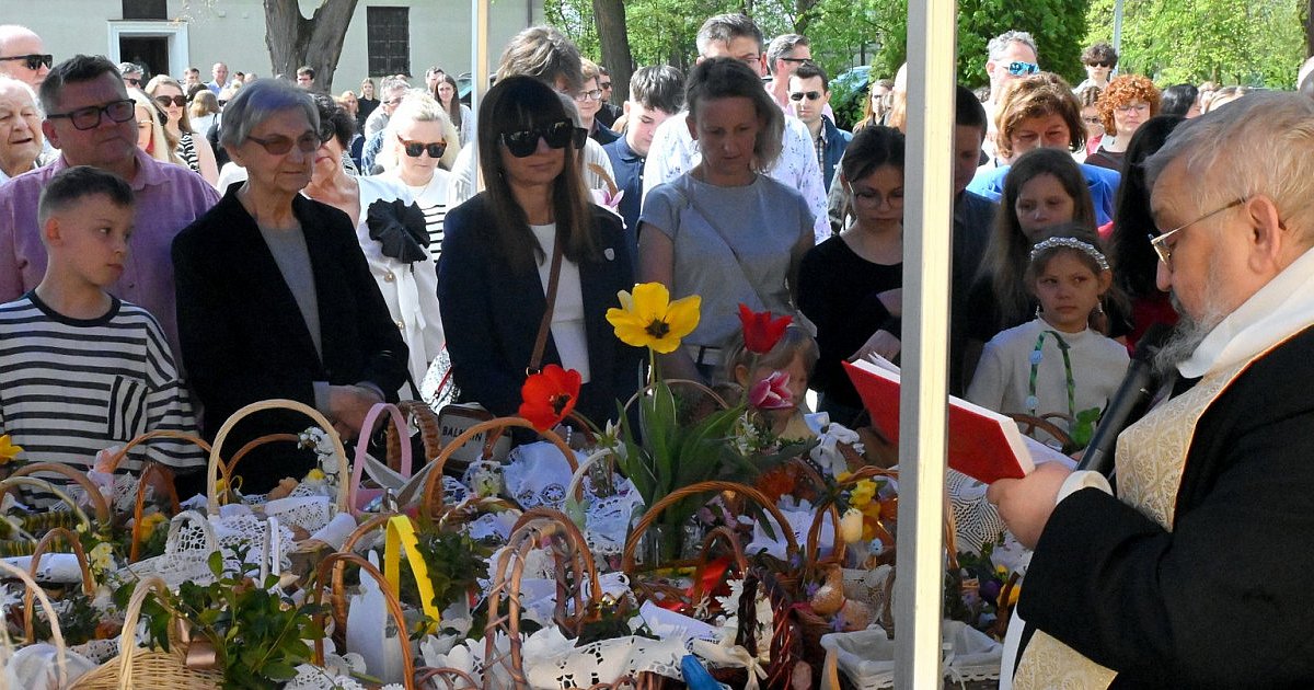 Święcenie pokarmów w dominikańskiej parafii pw. Wniebowzięcia NMP w Tarnobrzegu [ZDJĘCIA]