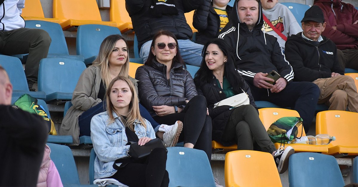 Zobacz zdjęcia z trybun z meczu Siarki z Unią Tarnów [FOTO]