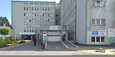 Obniżka po podwyżce.  Zwrot w sprawie pensji dyrektora szpitala -221778