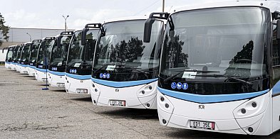 Nowe autobusy w Stalowej Woli. PKS wzmacnia tabor -222070