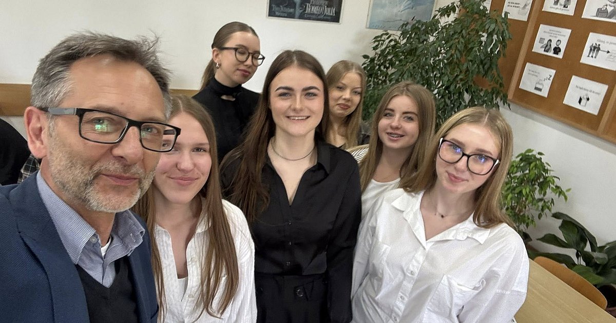 Uczniowie Collegium Gostomianum  w Sandomierzu już głosowali. Ich wybór może zaskoczyć
