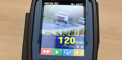 Pędził przez Alfredówkę 120 km/h. Mieszkaniec Sandomierza surowo ukarany-222139