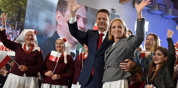 Wieczór wyborczy Rafała Trzaskowskiego w Sandomierzu -222238