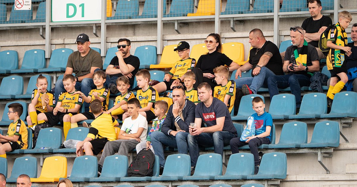 Zdjęcia kibiców z meczu Siarki Tarnobrzeg z KS-em Wiązownica [FOTO]