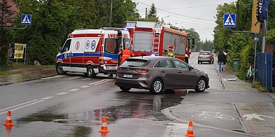 Rowerzystka potrącona na przejściu dla pieszych -222613