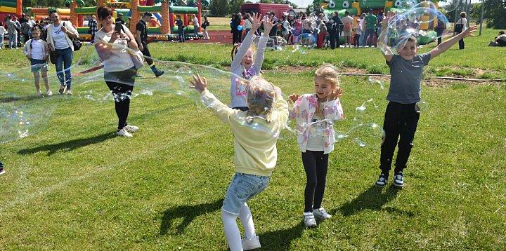 Gminny Dzień Dziecka w Łoniowie połączony z Festiwalem -222647