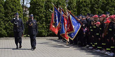 Strażackie święto w Sobowie. Jubileusz, nowy wóz i odznaczenia -222684