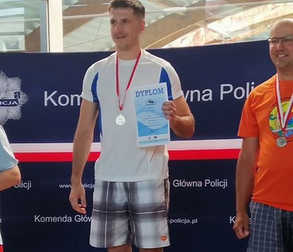 Trzy medale dla tarnobrzeskiego policjanta w ogólnopolskich zawodach -222871