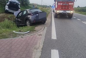 Zderzenie bmw i toyoty na drodze krajowej nr 9 w gm. Klimontów-222956