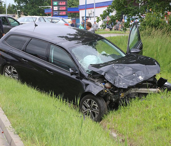 Trzy osoby ranne w wypadku koło Niska-223055