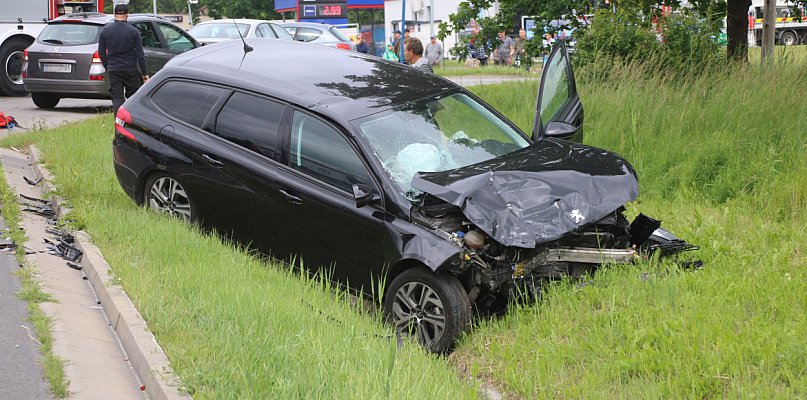 Trzy osoby ranne w wypadku koło Niska - 223055
