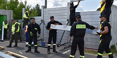 Nowoczesne przesłony przeciwpowodziowe w Sandomierzu [ZDJĘCIA]  -223057