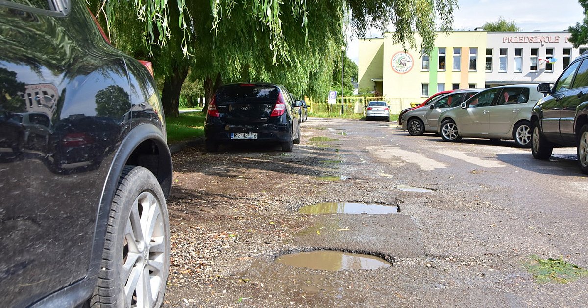 Kiedy przebudowa parkingu przy Przedszkolu nr 17 w Tarnobrzegu? [ZDJĘCIA]