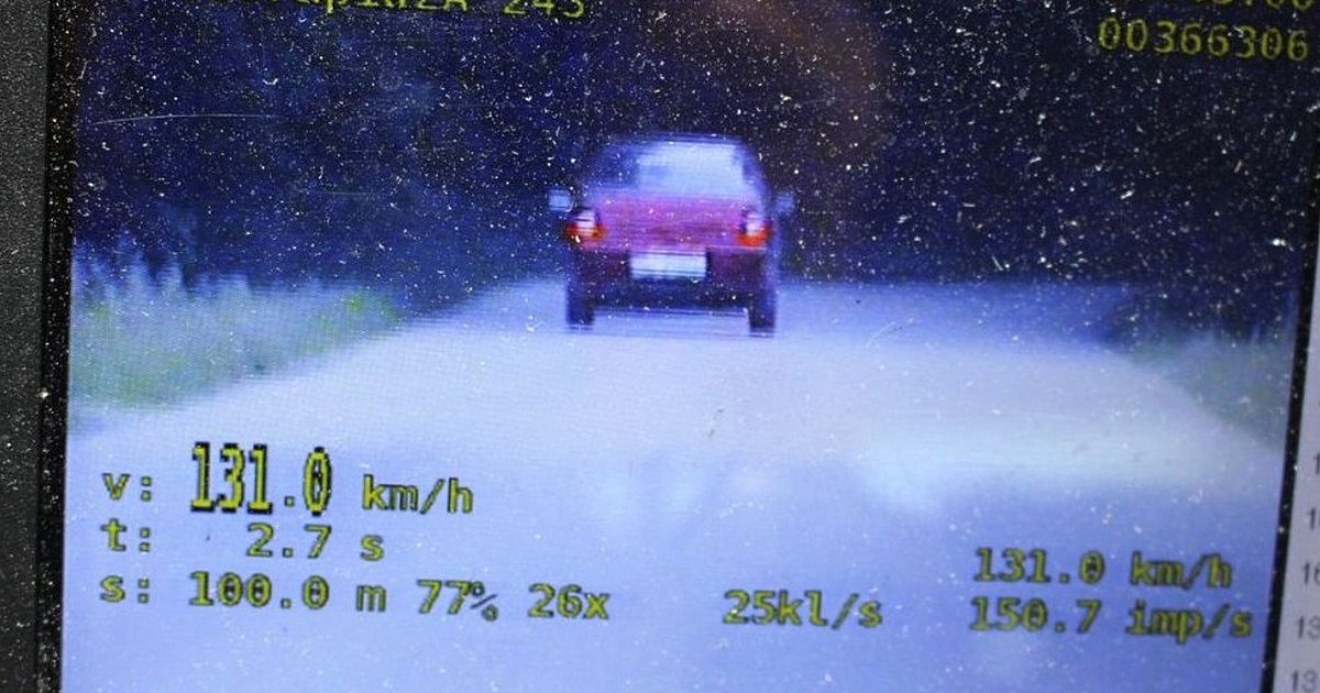 W Stalach kierowca przekroczył prędkość o 81 km/h. Otrzymał wysoki mandat