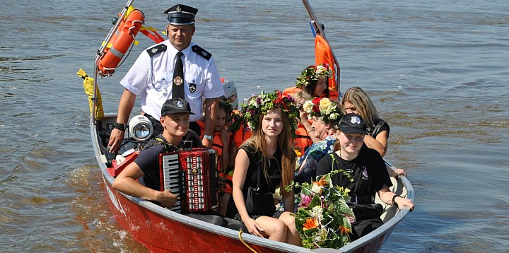 Ciszyca zaprasza na magiczny wieczór z wiankami-223303