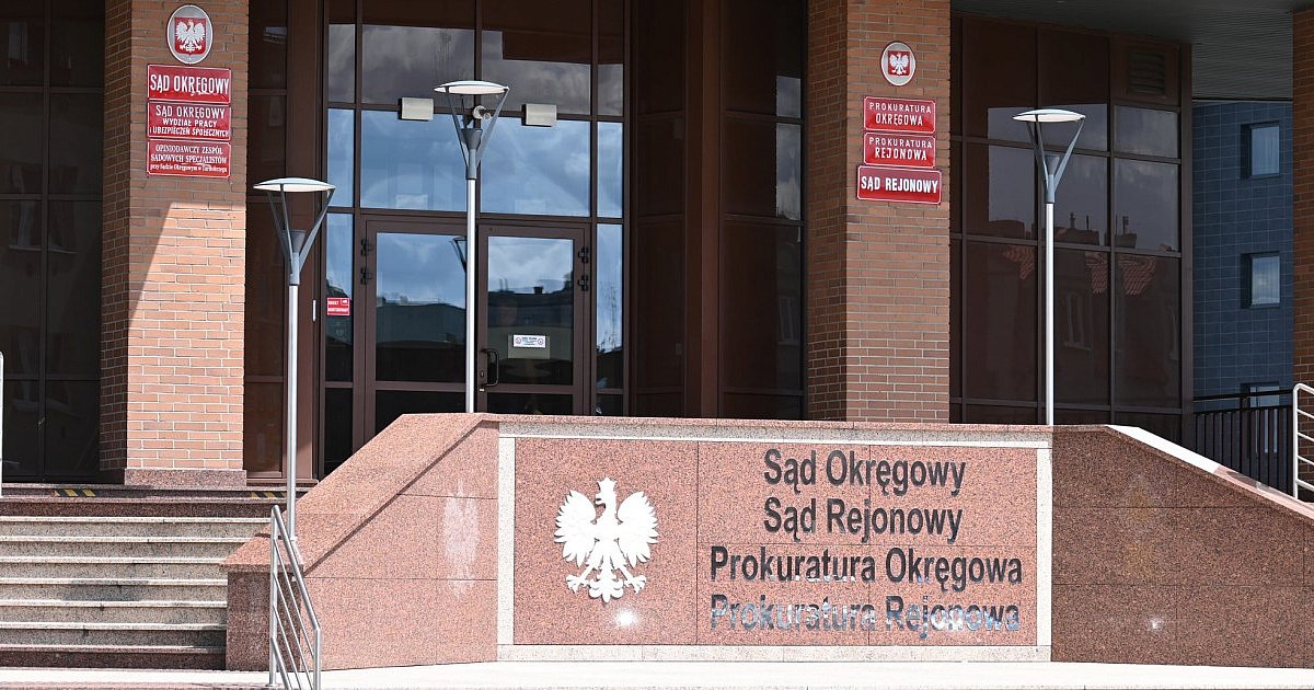 17-latek chciał zostać islamskim terrorystą, planował zamach na szkołę. Został aresztowany na wniosek Prokuratury Okręgowej w Tarnobrzegu