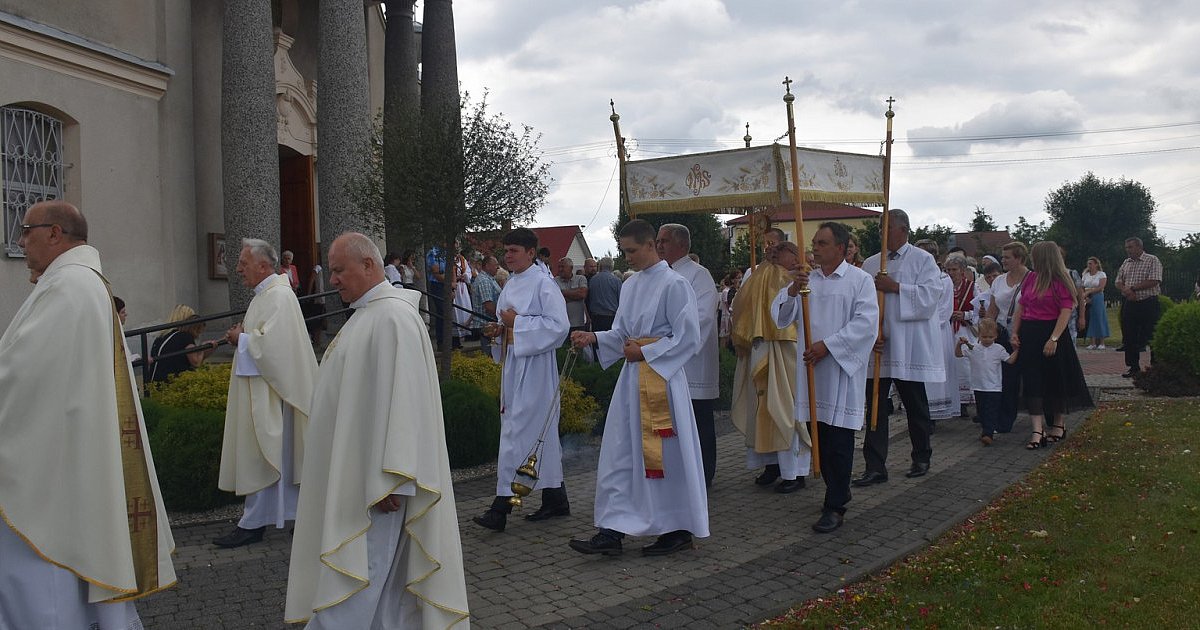 Parafia w Tarnowskiej Woli świętuje 100-lecie. Odprawiono uroczystą mszę świętą odpustową [ZDJĘCIA]